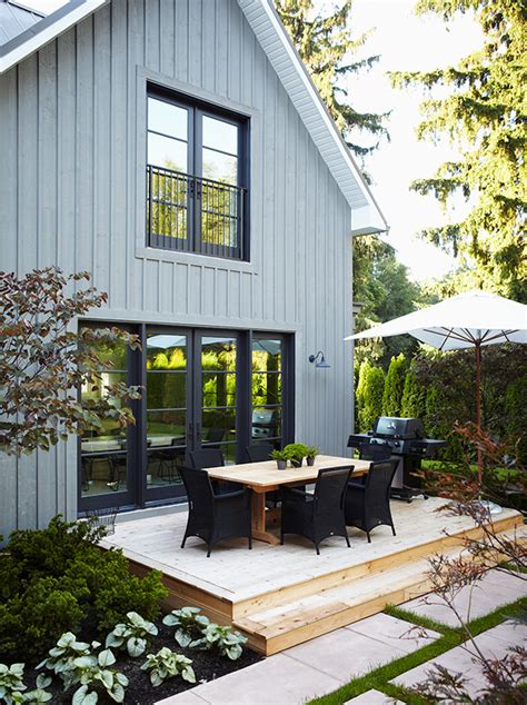 10 Stunning Home Exteriors with Board and Batten Siding – Craftivity ...