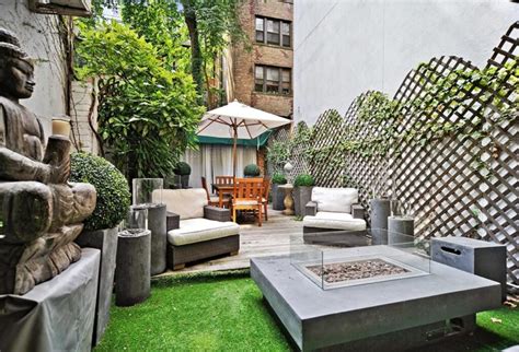 20 Creative Lattice Fence Ideas For Your Backyard