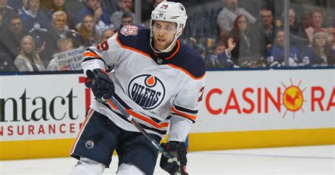 Leon Draisaitl becomes only Rocket alumni to score 50 goals in an NHL season