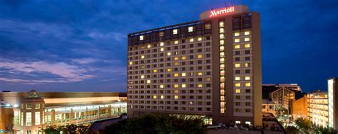 Downtown Richmond Hotel near Convention Center | Richmond Marriott