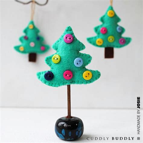 Felt Christmas Tree Ornament Tutorial | Buddly Crafts