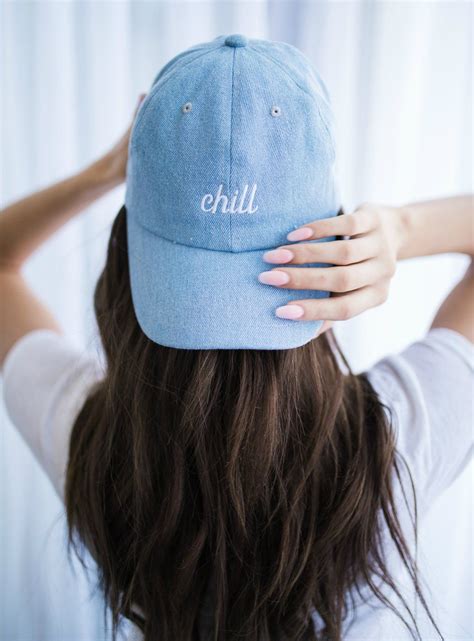 Embroidered Hat. Chill Hat. | Fashion : Accessories | Fotografia, Poses, Fotos tumbrl