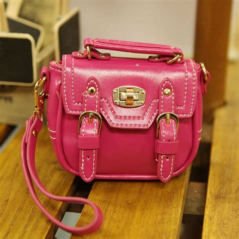 Luxury Designer Bags Outlets Near Me | Paul Smith