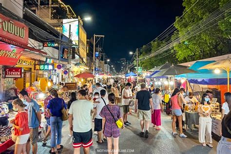 Night Market Chiang Mai: 2 Best Weekend Markets You Can’t Miss