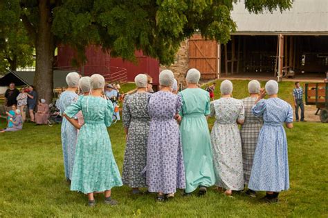 Amish Lifestyle (An in-Depth Cultural Guide) – Amish Baskets