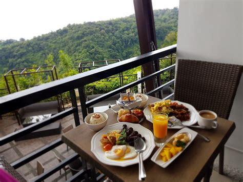 Pinay Foodie : Breakfast at The Boutique Hotel Tagaytay