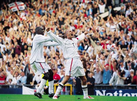 What David Beckham told Teddy Sheringham before scoring THAT free-kick ...