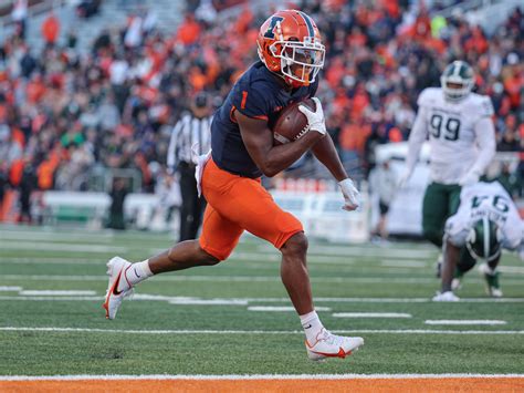 Illinois Football: 5 observations from the Illini loss to Michigan ...