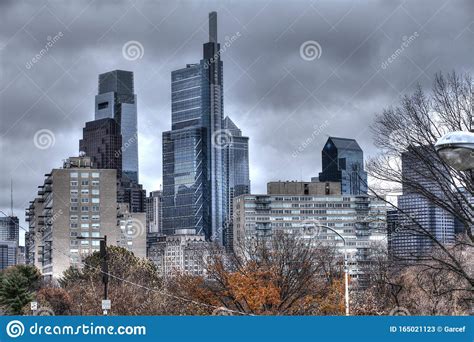 Philadelphia Skyline with Comcast Technology Center Editorial Stock ...