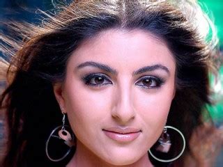 Soha Ali Khan biography, birth date, birth place and pictures