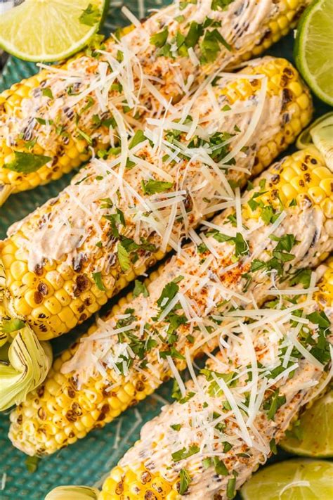 Mexican Grilled Corn (Mexican Corn on the Cob) - VIDEO!