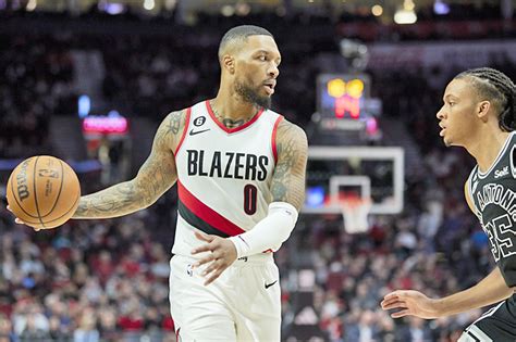 Lillard scores 37, Blazers beat Spurs to stop skid | Borneo Bulletin Online