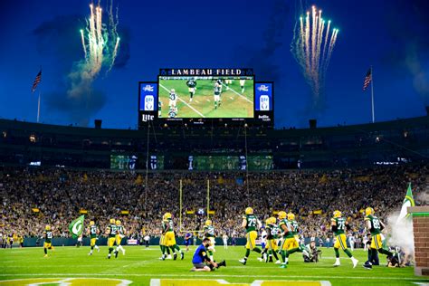 All 30 NFL Stadiums, Ranked From Best to Worst - FanBuzz