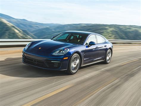 2023 Porsche Panamera Review, Pricing, and Specs