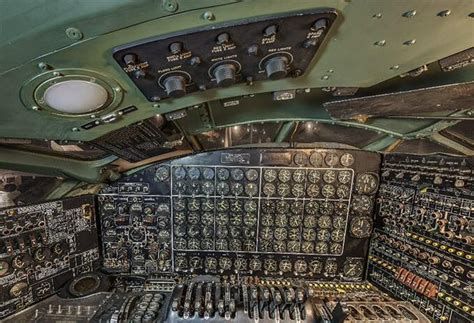 Convair B-36 Peacemaker | Cockpit, Virtual tour, Military pictures