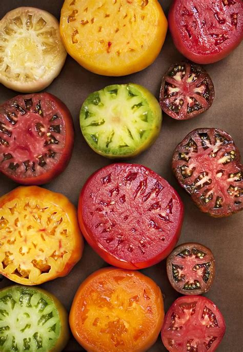 10 Coolest Heirloom Tomatoes To Grow This Year