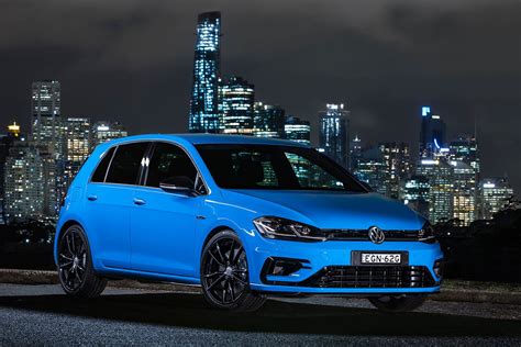 2020 Volkswagen Golf R Final Edition review