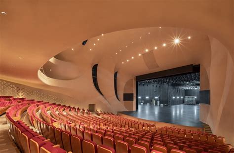 Teatro Golden Sands Lake Grand / CCTN Design | ArchDaily Brasil