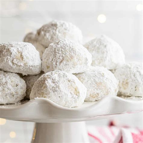 Italian Wedding Cookies - Chef Franco Lania