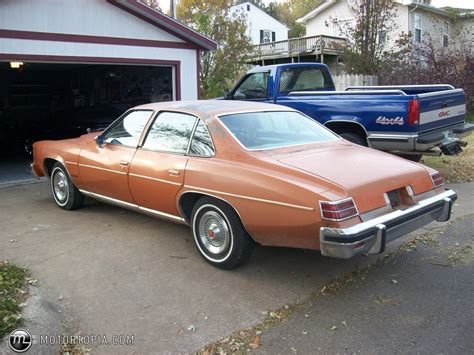 1977 Pontiac LeMans - Information and photos - MOMENTcar