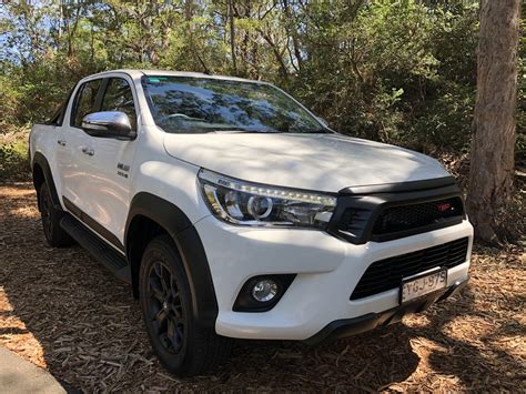 2018 Toyota HiLux TRD Review