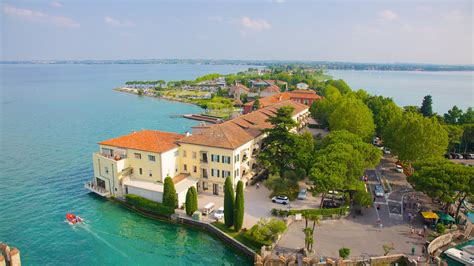 Sirmione Old Town, Sirmione holiday rentals: houses & more | Vrbo