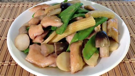 Stir-Fry Chicken With Snow Peas Water Chestnuts-Chinese Food Recipes - Recipe Flow