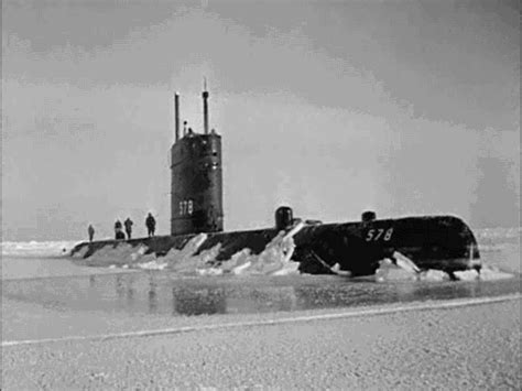 Nuclear Submarine GIFs - Find & Share on GIPHY