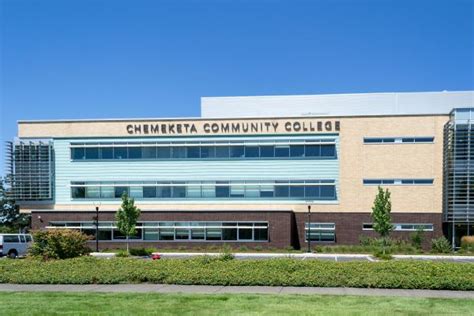 Chemeketa_Community_College_(McMinnville,_Oregon) - Master of Finance Degrees