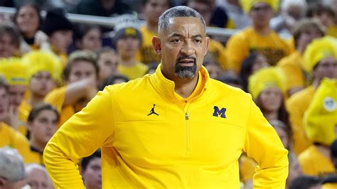 Michigan basketball coach Juwan Howard undergoes successful heart ...