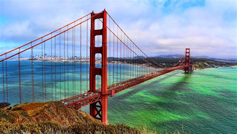 Il y a 79 ans jour pour jour était inauguré le Golden Gate Bridge, parfois appelé "Le pont rouge ...