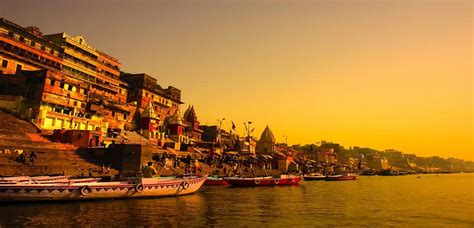 Tourist Places in Varanasi | Things to Do and Attractions in Varanasi