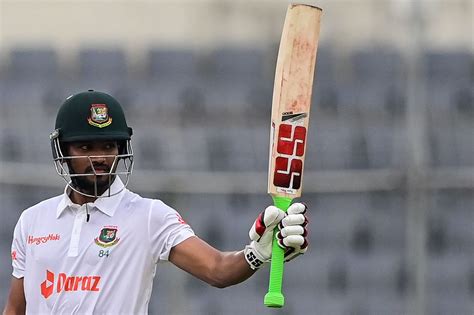 Najmul Hossain Shanto celebrates getting to fifty | ESPNcricinfo.com