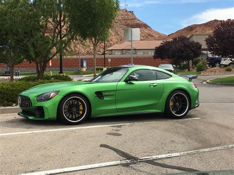 2017/2018 Green Mercedes GT-R at the local Wallymart. : r/carporn