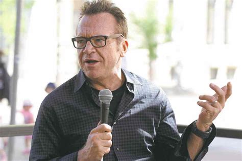 In conversation with Tom Arnold – Winnipeg Free Press