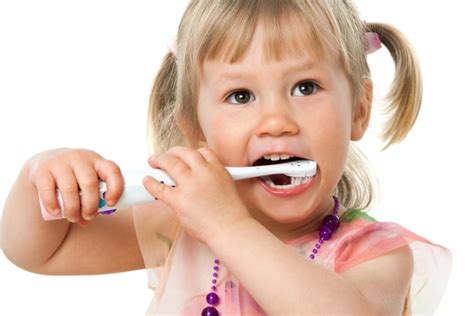 Learn How to Teach Your Kids to Brush Their Teeth Well