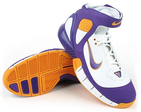 kobe bryant nike shoes