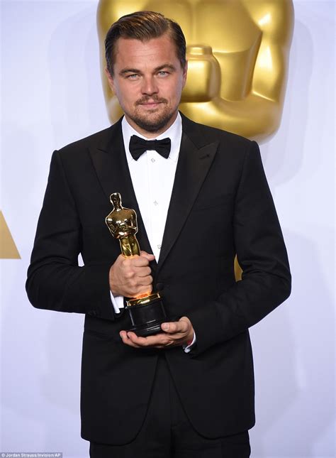 Leonardo DiCaprio celebrates Oscars 2016 Best Actor award for The ...