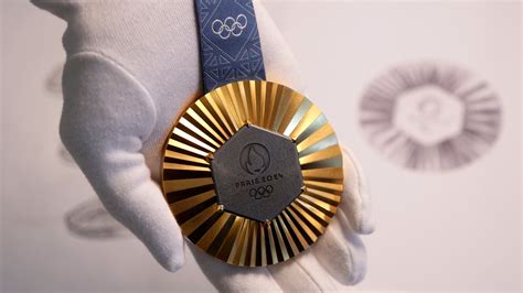 What do the Paris Olympic medals look like? | rocketcitynow.com