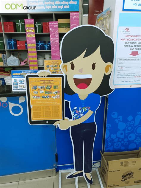 4 Factors To Consider For A Custom Standee Display That Draws People