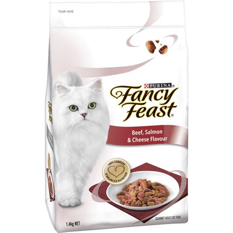 Fancy Feast Beef, Salmon & Cheese Dry Cat Food 1.4kg | BIG W