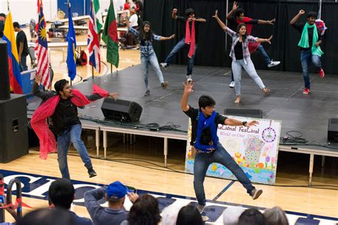 UIS Events: UIS presents the 40th annual International Festival