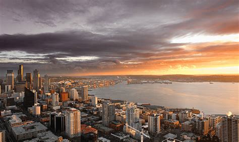 Best Seattle Winter Stock Photos, Pictures & Royalty-Free Images - iStock