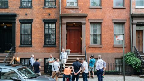 Greenwich Village Walking Tour – Chris Glass