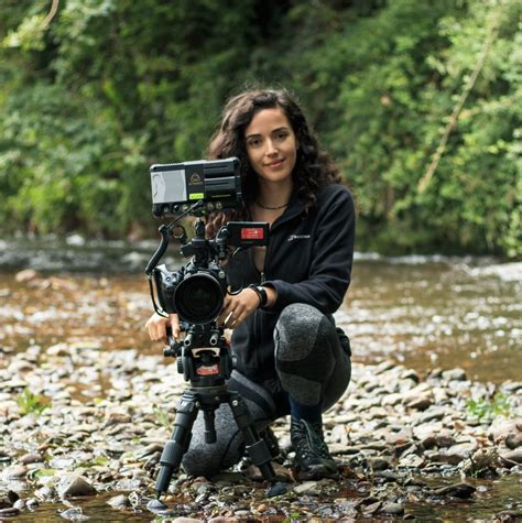 Meet Roxy the Zoologist: Biologist and Wildlife Filmmaker - Lenovo StoryHub