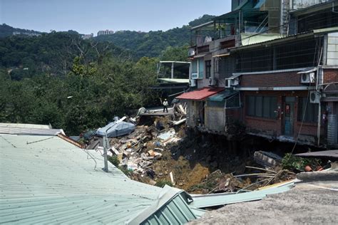 Taiwan's strongest earthquake in 25 years kills at least 9