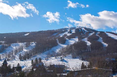 10 Best Ski Resorts in Vermont - Where to Find Vermont's Best Skiing ...