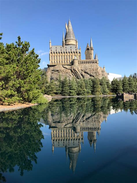 Hogwarts Castle in Universal Studio Japan (Nov. 2019) - Alo Japan