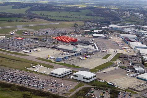 London Luton Airport | Aviation Lighting Case Study