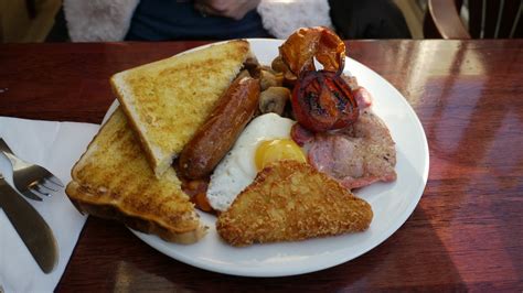 Full English Breakfast | Britain Visitor Blog